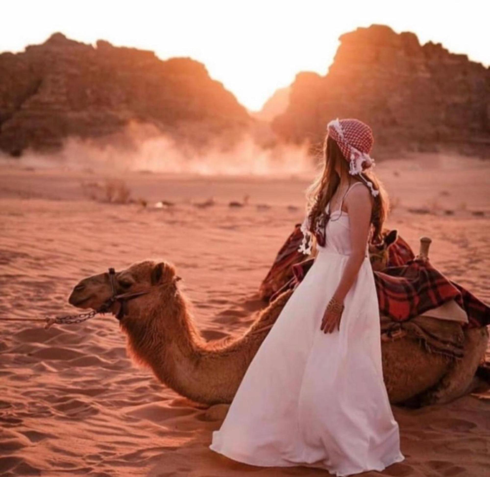 Julia Rum Luxury Camp Wadi Rum Buitenkant foto