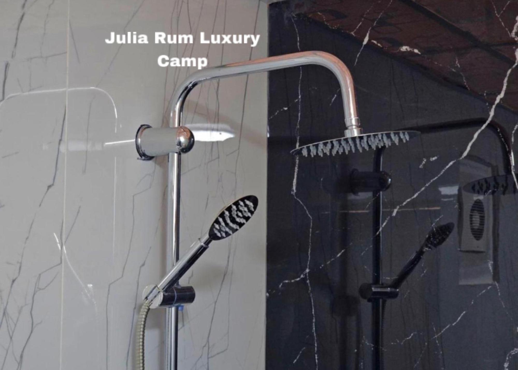 Julia Rum Luxury Camp Wadi Rum Buitenkant foto