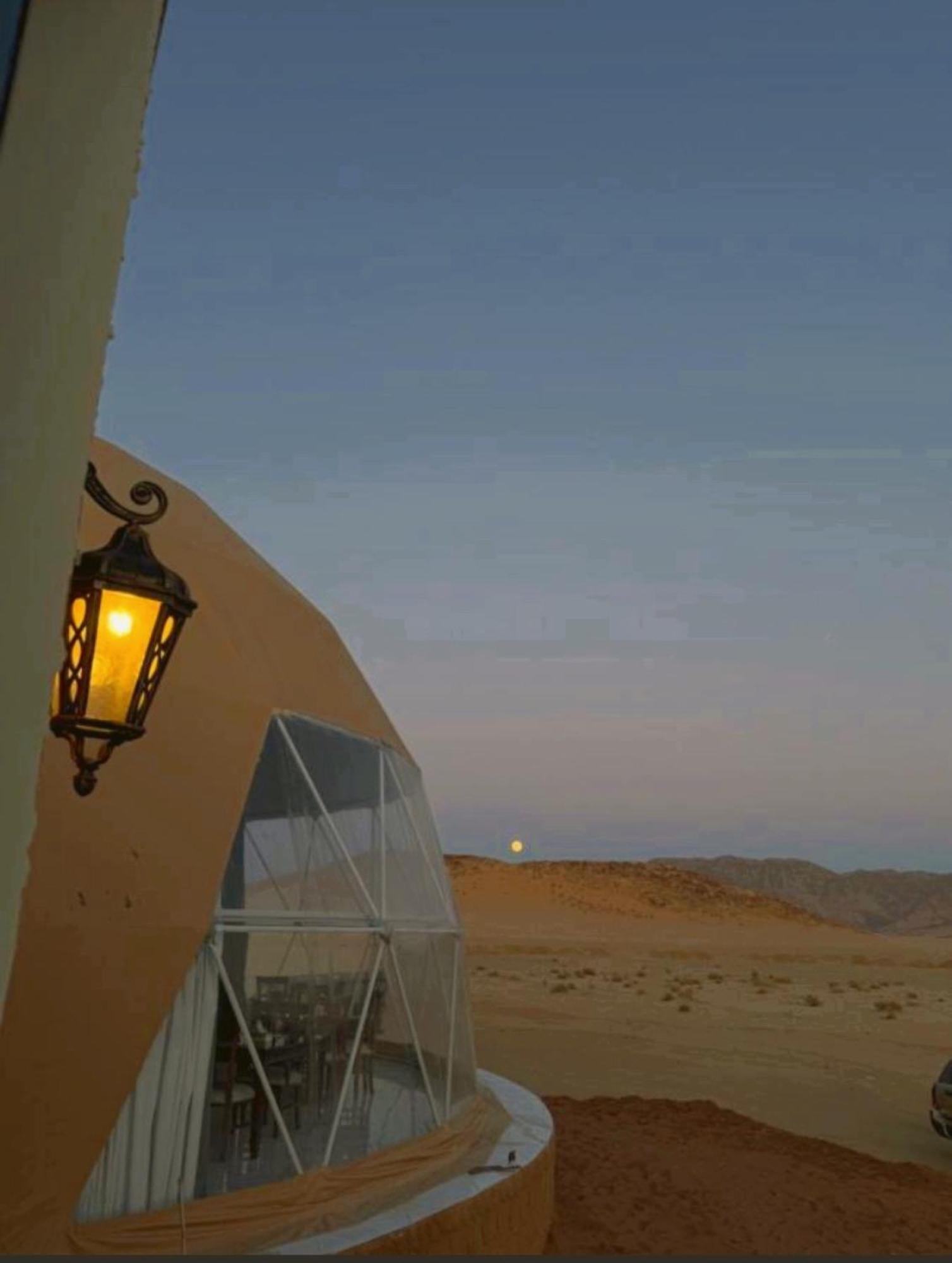 Julia Rum Luxury Camp Wadi Rum Buitenkant foto